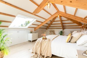 7 Schlafzimmer, Bügeleisen/Bügelbrett, Bettwäsche