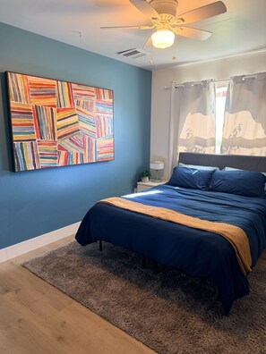 Room - Pool + Hot Tub Oasis, Family Retreat, Sleeps 7 (Chandler)