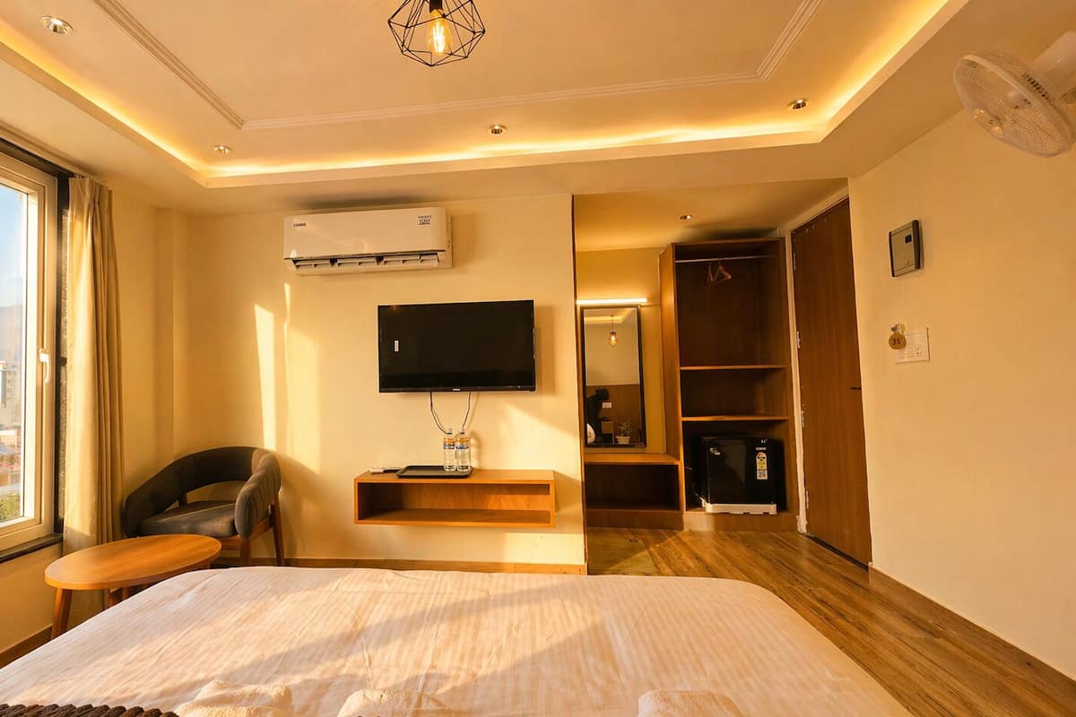 豪華別墅, 露台, 河景