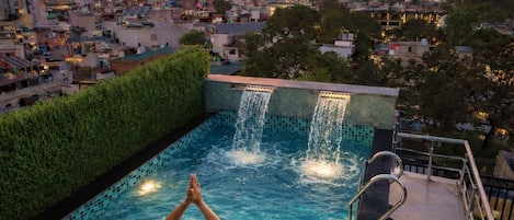 Una piscina techada