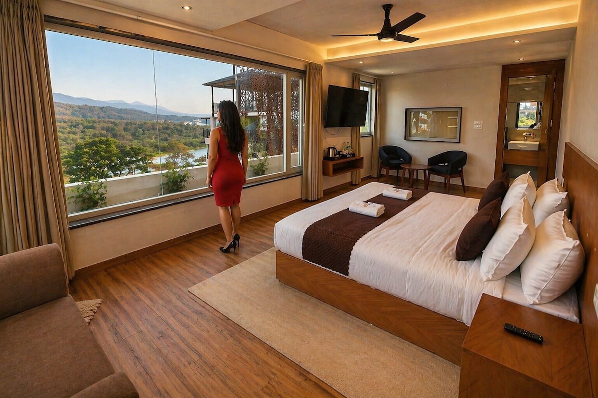 Suite with Mountain View