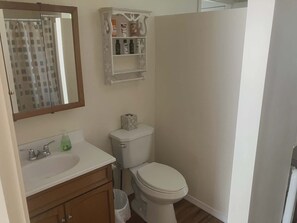 Towels, toilet paper