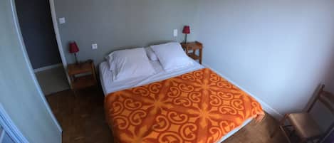 2 sovrum, strykjärn/strykbräda och internet
