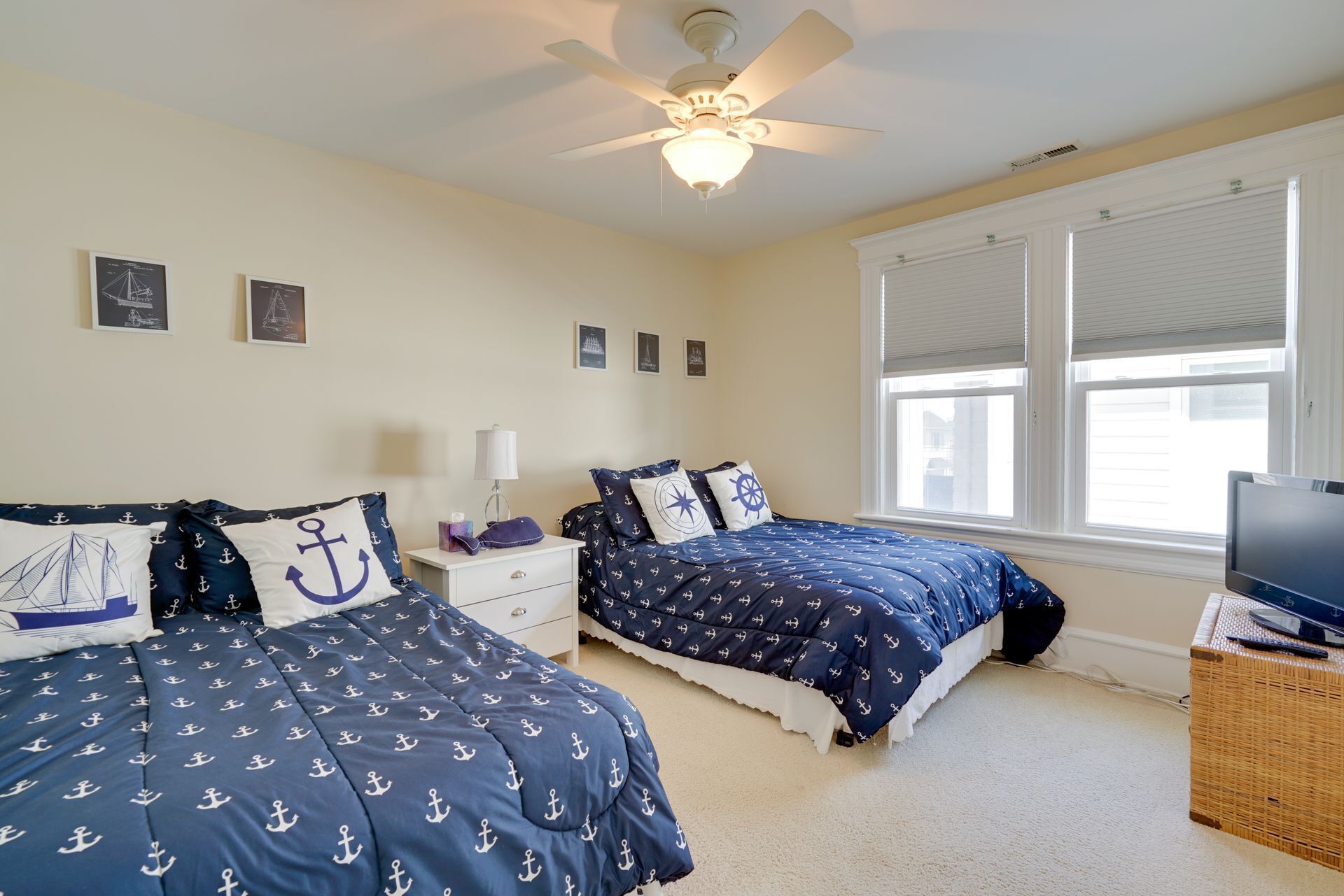 5 habitaciones, cuna de viaje, wifi y ropa de cama 