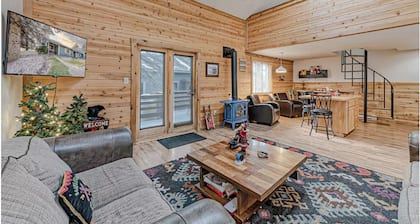 Hidden Valley Chalet