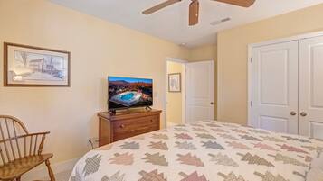Iron/ironing board, internet, bed sheets