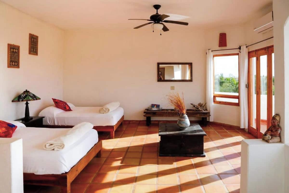 Luxury Suite, Balcony, Sea View