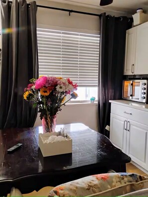 Interior - Private Secure BBQ Man Cave near Beach & Casinos (Hollywood)