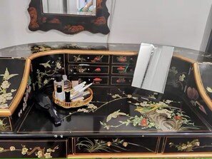 Interior - Private Secure BBQ Man Cave near Beach & Casinos (Hollywood)