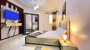 Free WiFi, bed sheets
