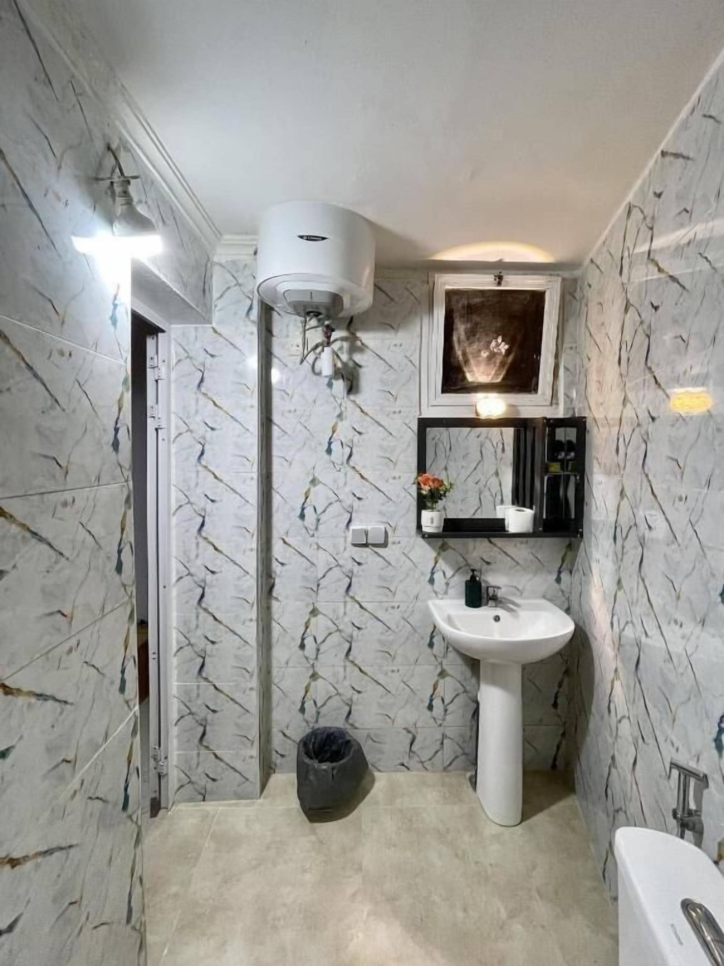 Standard Double Room, 1 Queen Bed, Mobility Accessible, Non Smoking | Bathroom