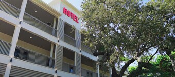 Hotel Whiskey in Long Beach