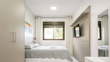 Premium-huoneisto, pääsy uima-altaalle, kaupunkinäköala