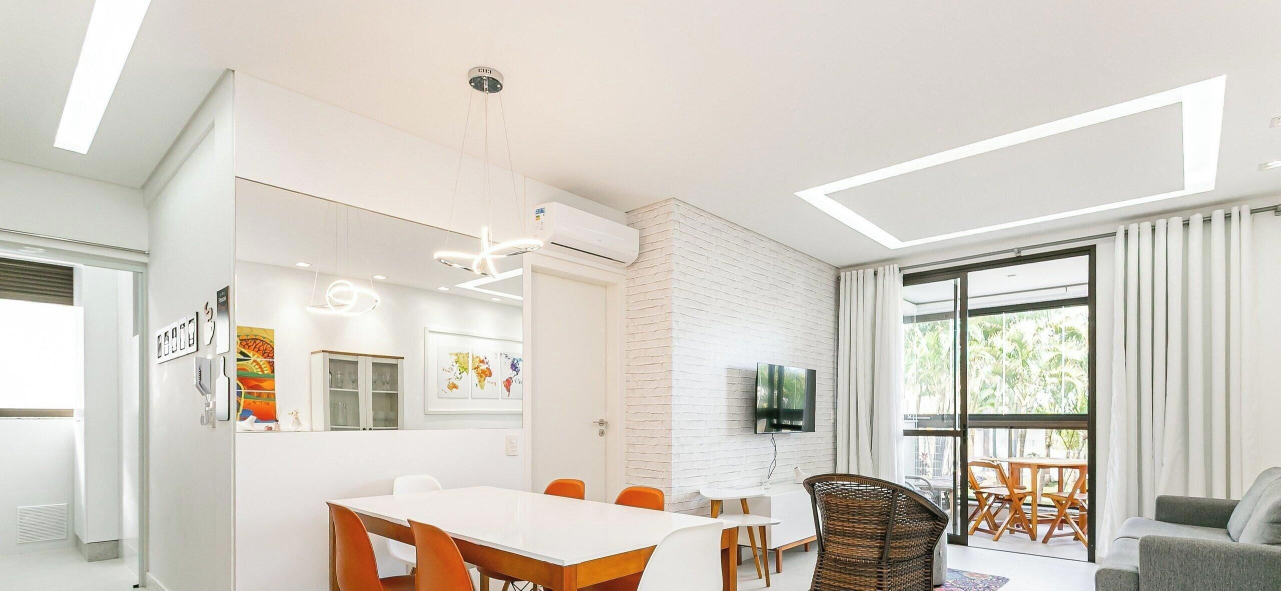 Premium Apartment, Pool Access, City View | Interior