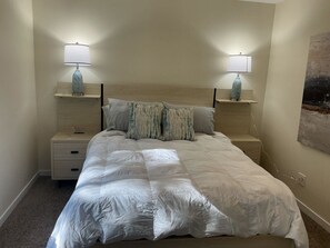 WiFi, bed sheets