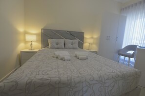 3 Schlafzimmer, Bügeleisen/Bügelbrett, WLAN, Bettwäsche