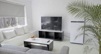 Modernized 6BR Retreat | Just 5 Min to Tamworth Airport