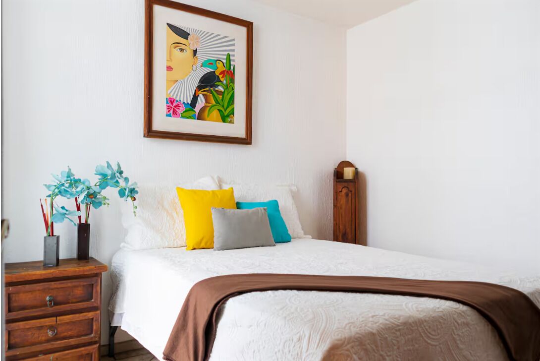 4 chambres, fer et planche à repasser, Wi-Fi, draps fournis