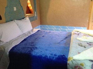 Quarto casal, varanda, vista para o jardim | Quartos à prova de som, ferros/tábuas de passar roupa
