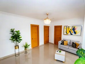 Living area - Spacious Luxury Villa - Pool, Jacuzzi & View. (Camu)
