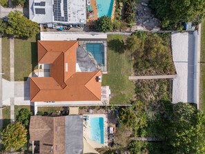 Exterior - Bonnies Beach Club House W/ POOL, Game room, 7 min to Beach (Seminole)