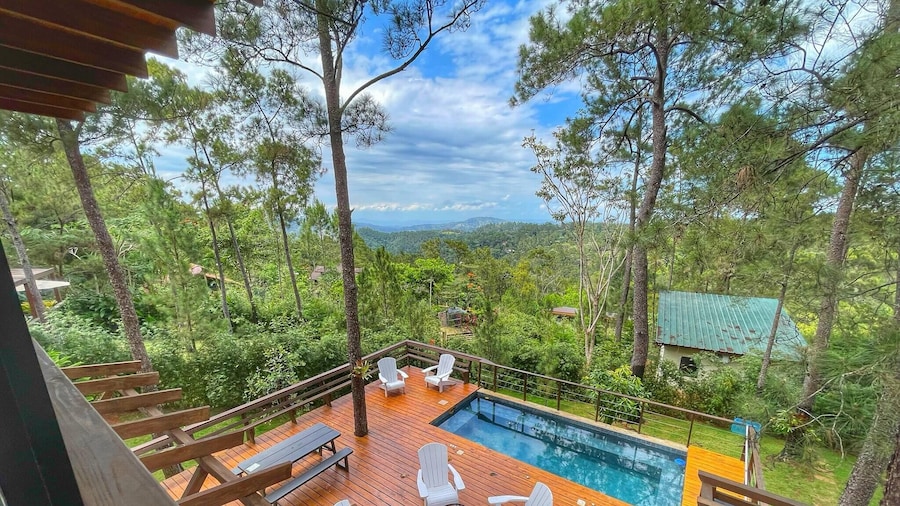 Escápate al Bosque · Villa Completa · Piscina · BBQ · Hasta 12 Huéspedes
