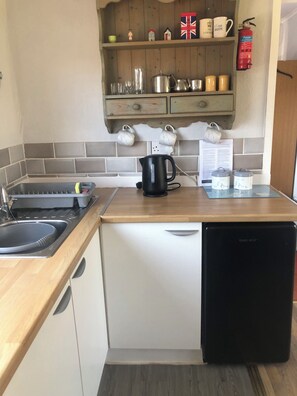 Private kitchen - king chalet just skip and a jump to beach (Mablethorpe)