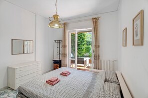 2 habitaciones, tabla de planchar con plancha, wifi y ropa de cama 