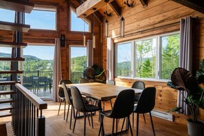 Dining - Spa, Pool Table & Nature | Les Bons Vivants (Saint-Côme)