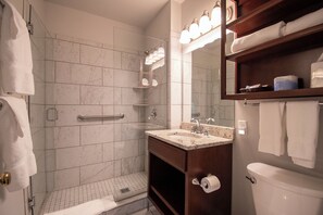 Deluxe Double Room | Bathroom | Combined shower/tub, hair dryer, towels, toilet paper - Beaumont Inn (Harrodsburg)