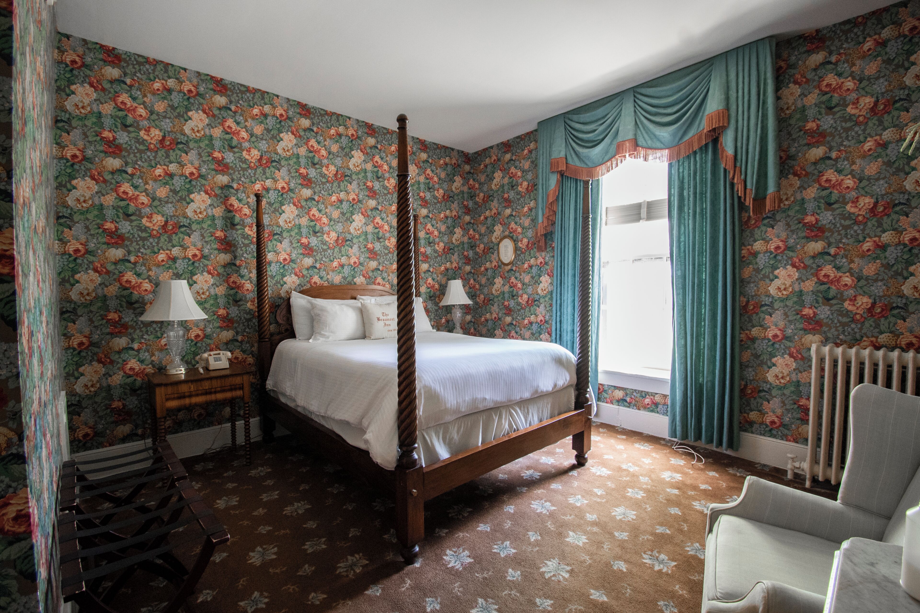 Classic Double Room | Iron/ironing board, free WiFi