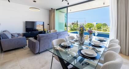 MITO Seaview by Serbellas