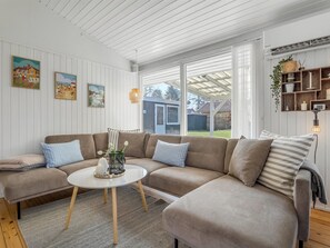 TV, fireplace - "Avelina" - 700m from the sea by Interhome (Væggerløse)