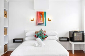 Bed sheets - Oriental Eight | By My Getaways (Brighton)