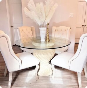 Dining - Spacious 4-bedroom house in tranquil / Woodlands & Magnolia Area with AC (Magnolia)