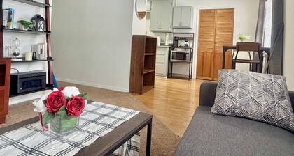 Entire single floor unit with yard access in a quiet, convenient neighborhood