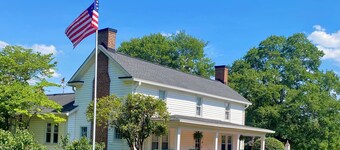 Historic, private 3-bedroom house in Winston-Salem with ample parking.