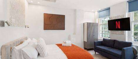 1 habitación, tabla de planchar con plancha, wifi y ropa de cama