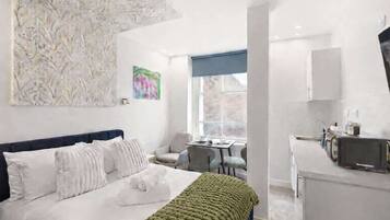 1 bedroom, iron/ironing board, WiFi, bed sheets