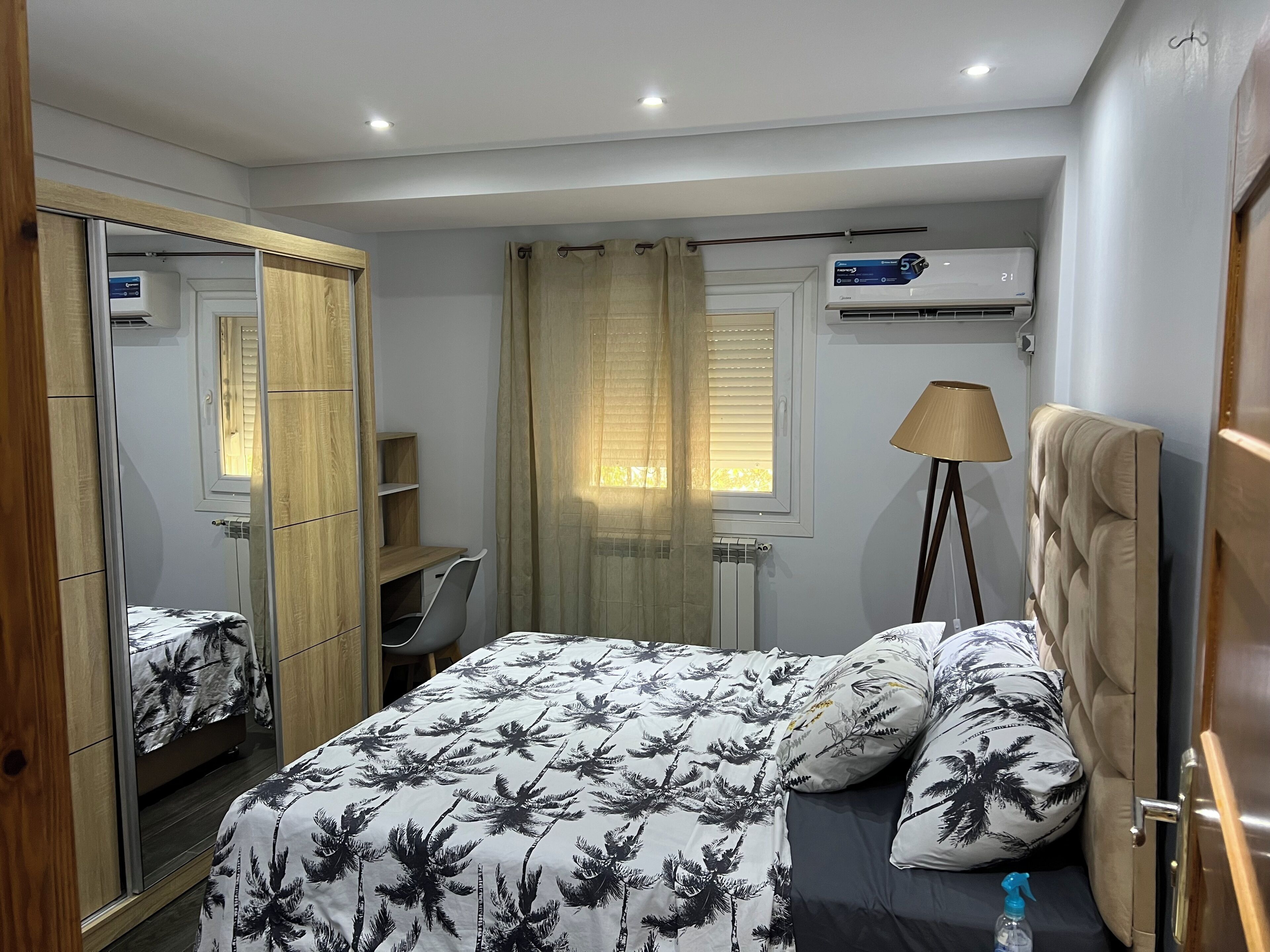 1 chambre, fer et planche à repasser, Wi-Fi