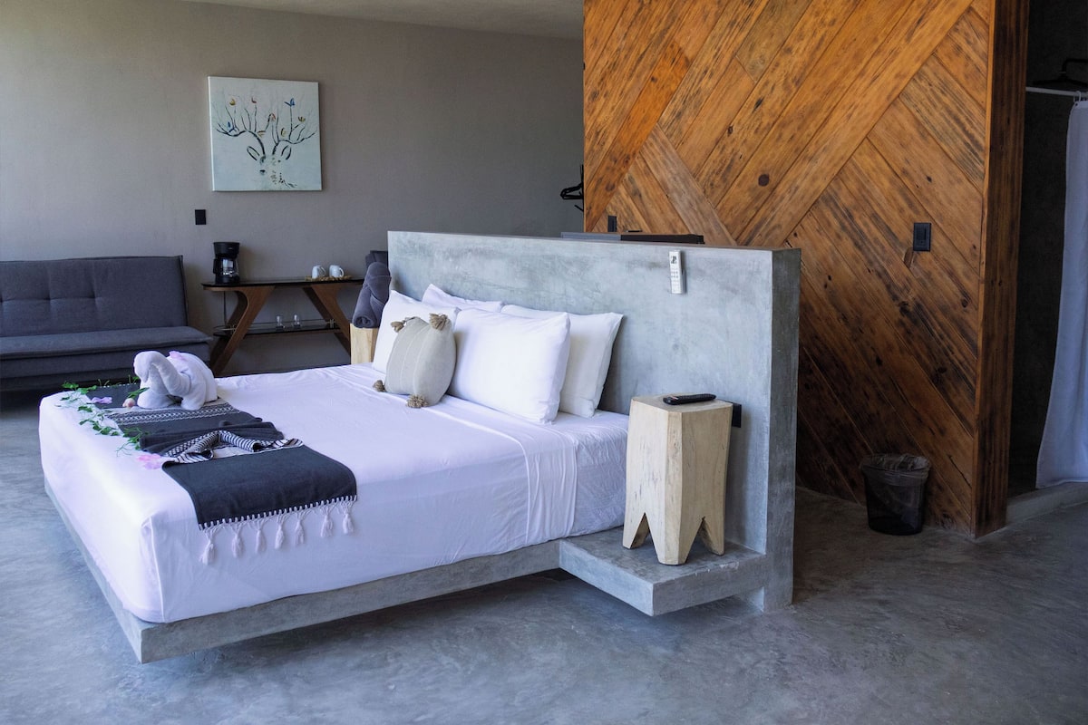 Superior Suite | Langsir/tirai gelap terus, Wi-fi percuma, cadar katil 