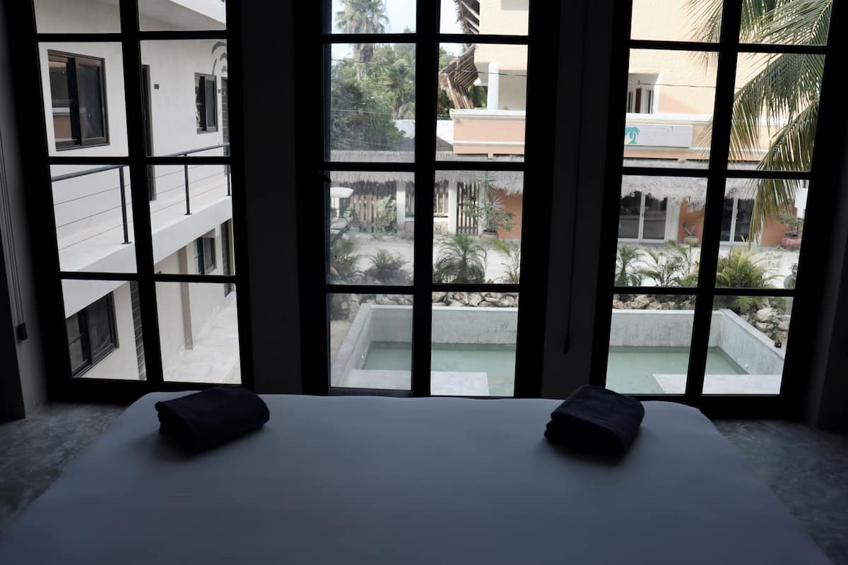 Deluxe Room, 1 King Bed | Free WiFi