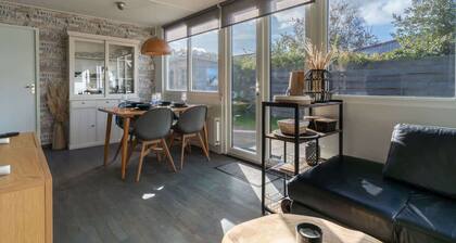 Sunny bungalow in Oostkapelle | Burgvliet 73