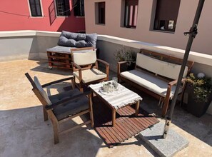 아파트 (One bedroom Apartment) | 테라스/파티오