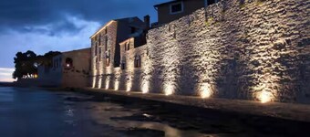 Apartment old Town-novigrad 20 m From the sea