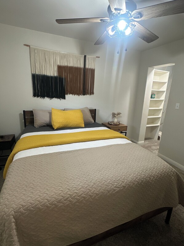 1 bedroom, WiFi, bed sheets