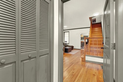 NEW Downtown York 2B Getaway. Modern Comfort.