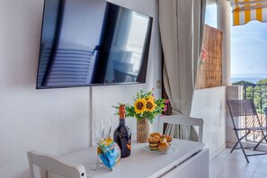 Outdoor dining - ANGE GARDIEN VI AP4502 By Riviera Holiday Homes (Villefranche-sur-Mer)
