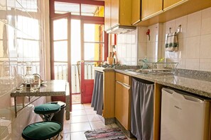 Private kitchen - Ribeira Vintage Flat 2 (Porto)