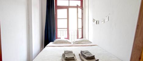 1 bedroom, Internet, bed sheets